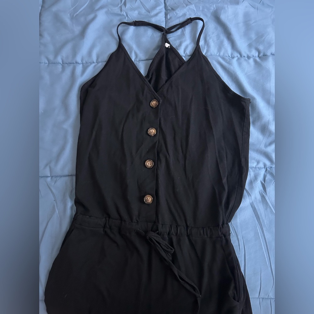 Jumpsuit wrap v neck romper, button front with pockets - Picture 3 of 4